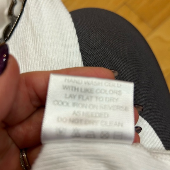 Vintage Collectors Tory Burch Leather Navy Logo White Cotton Ribbed Tank Top - Picture 7 of 7